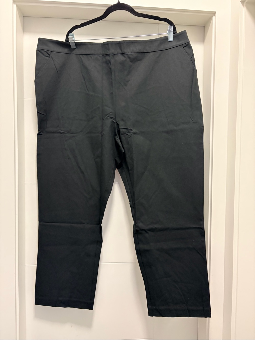 3X Isaac Mizrahi Black Straight-Leg Women's Pants